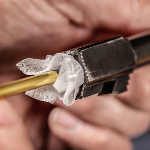 Real Avid - Mata rusznikarska z zestawem narzędzi Master Cleaning Station™ - Handgun - AVMCS-P