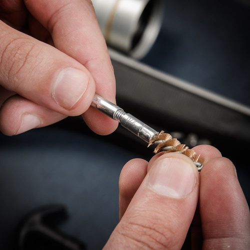 Real Avid - Zestaw do czyszczenia broni Gun Boss® - Universal Flex Rod Kit - AVGCK310-U