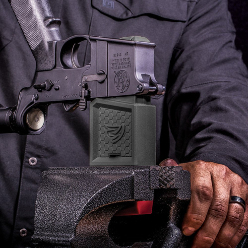 Real Avid - Blok mocujący Smart-Fit AR-15 Vise Block - AVAR15SFVB