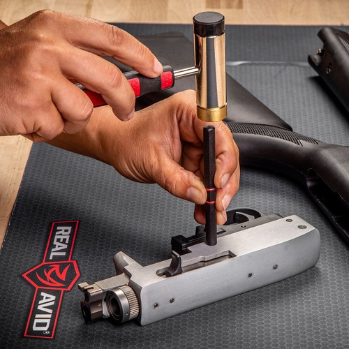 Real Avid - Zestaw wybijaków z młotkiem Accu-Punch™ Hammer with Brass & Steel Pin Punch Set - AVHPS-B